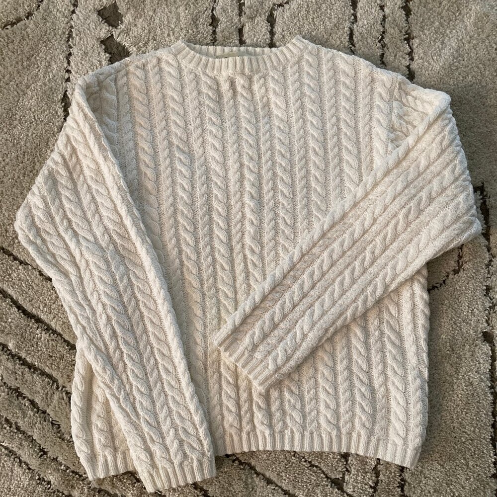 Eddie Bauer Cream Cable Knit Crewneck Sweater